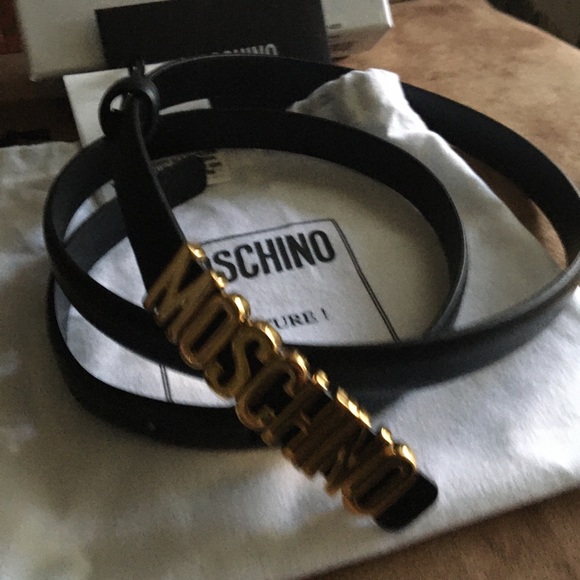MOSCHINO NWT AUTHENTIC GENUINE BLACK LEATHER & GOLD SIGNATURE BELT main image 6
